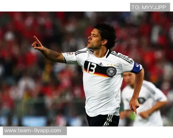 塔谈种族歧视的变化与德国队长袖标的象征意义